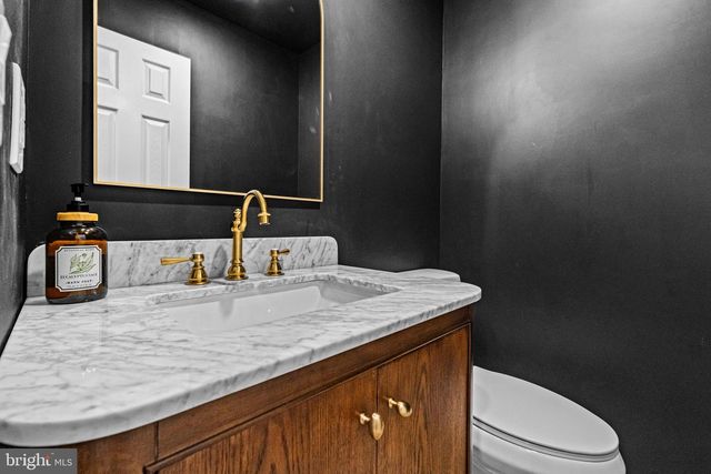 8806 BLACK ALDER DR, Alexandria, VA 22309