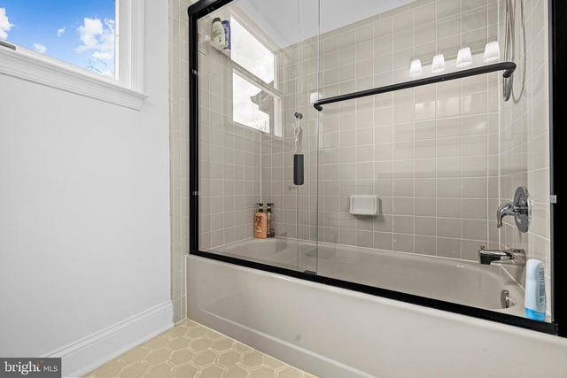 8806 BLACK ALDER DR, Alexandria, VA 22309