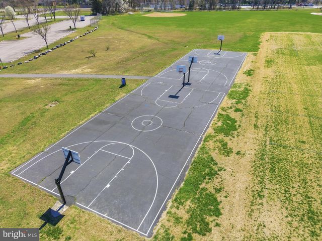 8806 BLACK ALDER DR, Alexandria, VA 22309