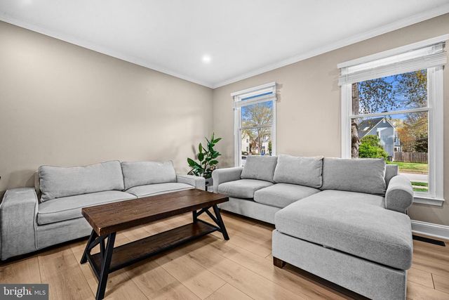 8806 BLACK ALDER DR, Alexandria, VA 22309