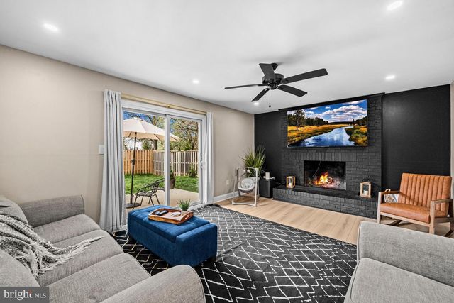 8806 BLACK ALDER DR, Alexandria, VA 22309