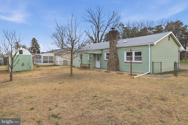 521 LEON AVE, Delran, NJ 08075