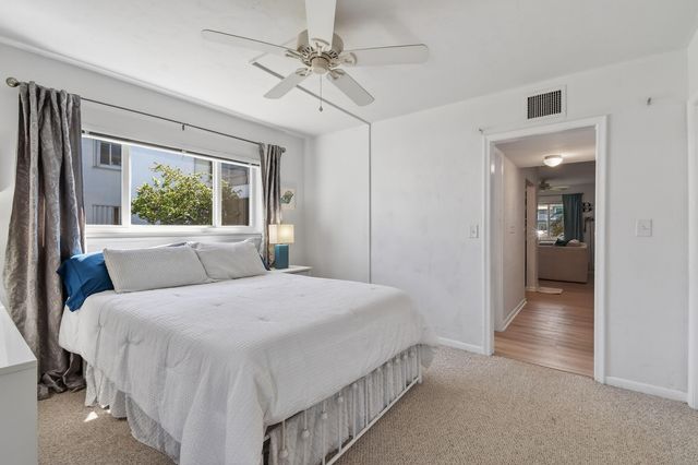 2286 Lake Osborne Drive Apt. 4, Lake Worth Beach, FL 33461