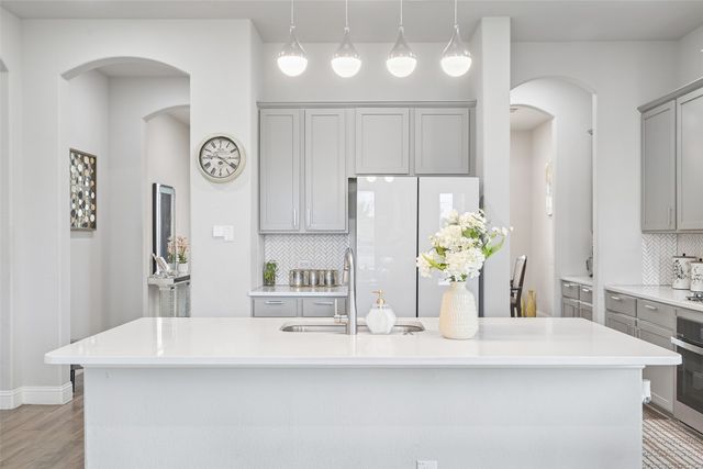 2923 Grand Lookout Lane, Arlington, TX 76001