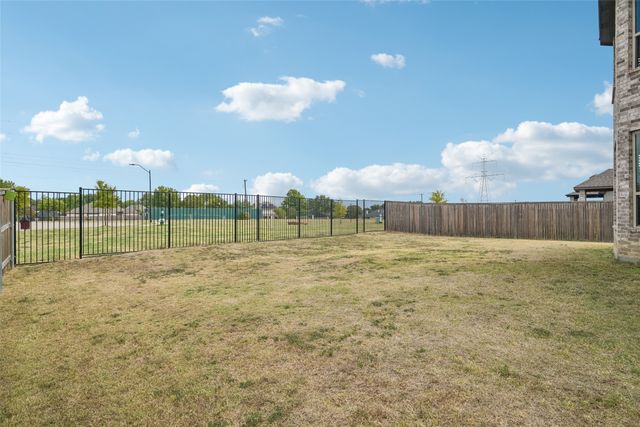 2923 Grand Lookout Lane, Arlington, TX 76001