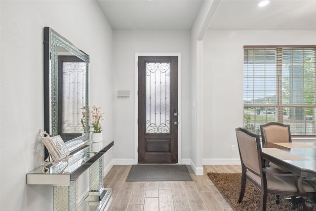 2923 Grand Lookout Lane, Arlington, TX 76001