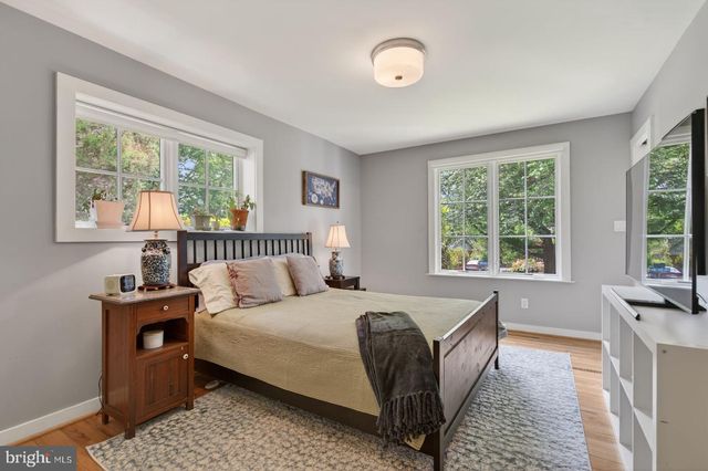 1831 OPALOCKA DR, Mclean, VA 22101