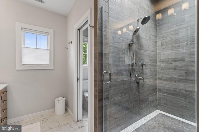 1831 OPALOCKA DR, Mclean, VA 22101