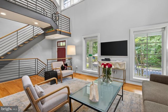1831 OPALOCKA DR, Mclean, VA 22101