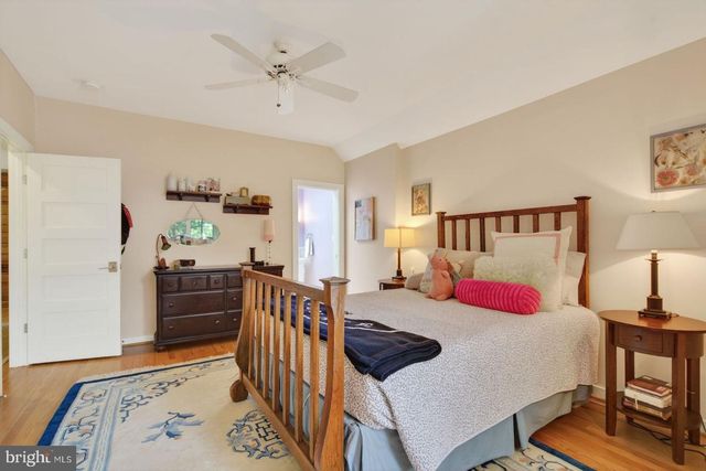 1831 OPALOCKA DR, Mclean, VA 22101