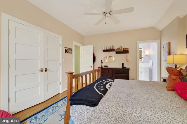 1831 OPALOCKA DR, Mclean, VA 22101
