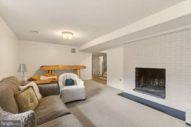 1831 OPALOCKA DR, Mclean, VA 22101