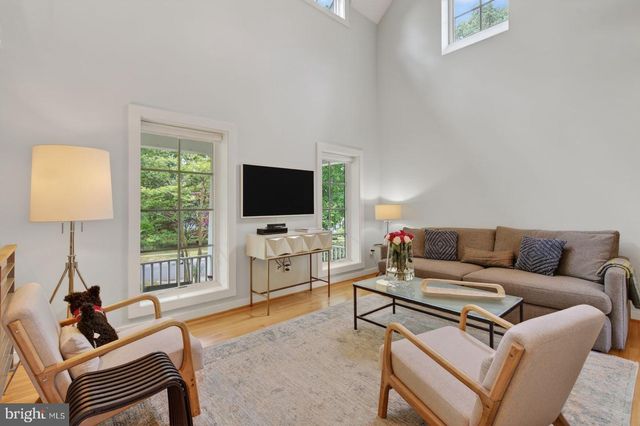 1831 OPALOCKA DR, Mclean, VA 22101