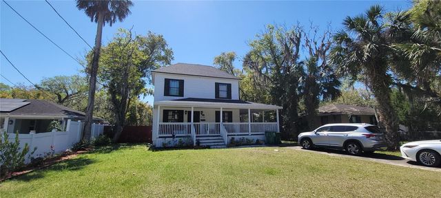 416 W HOWRY, Deland, FL 32720