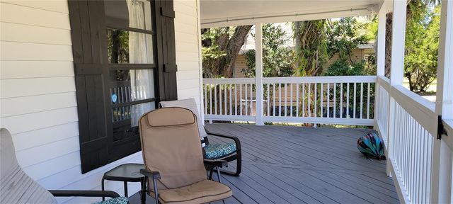 416 W HOWRY, Deland, FL 32720