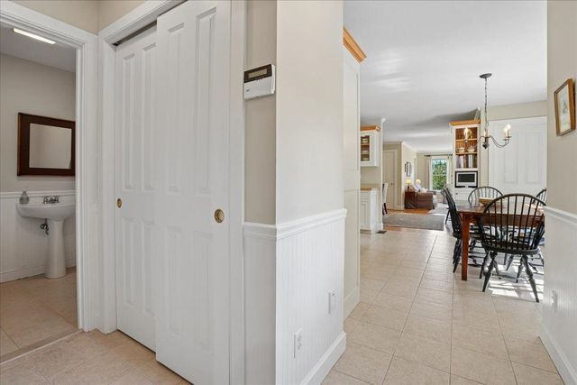 343 N Amherst Road, Bedford, NH 03110