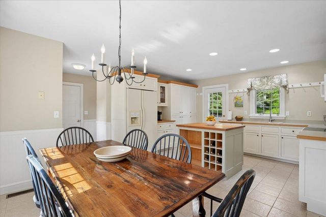 343 N Amherst Road, Bedford, NH 03110