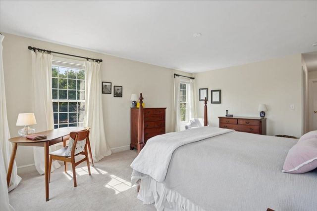 343 N Amherst Road, Bedford, NH 03110