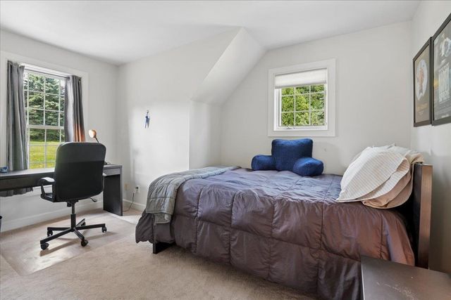 343 N Amherst Road, Bedford, NH 03110
