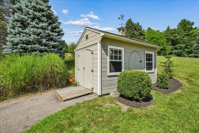 343 N Amherst Road, Bedford, NH 03110