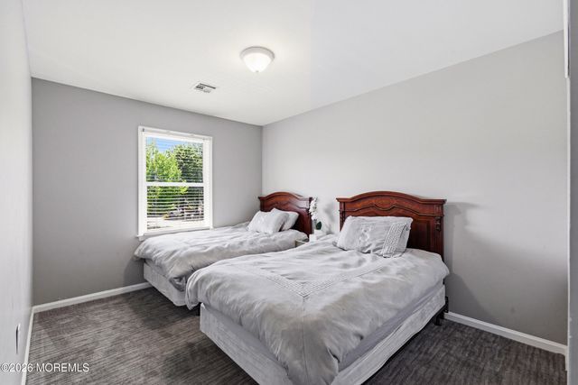 7 Branchwood Drive, Lakewood, NJ 08701