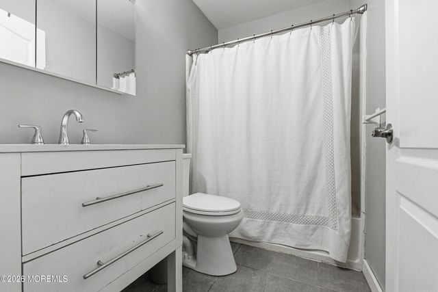 7 Branchwood Drive, Lakewood, NJ 08701