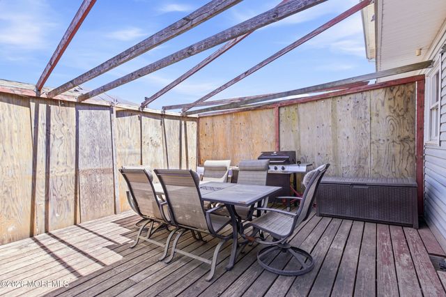 7 Branchwood Drive, Lakewood, NJ 08701