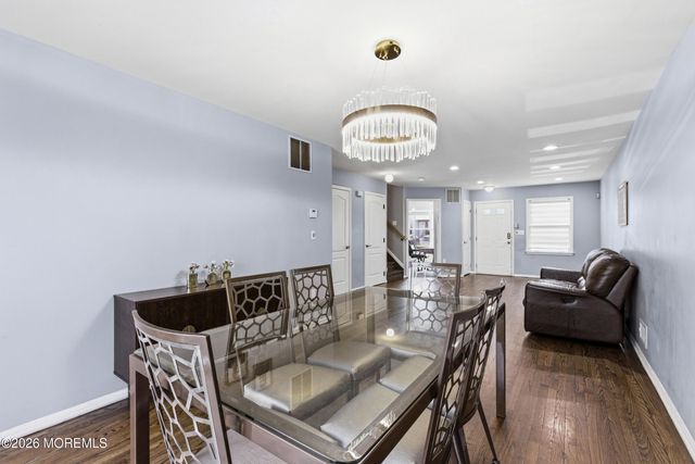 7 Branchwood Drive, Lakewood, NJ 08701