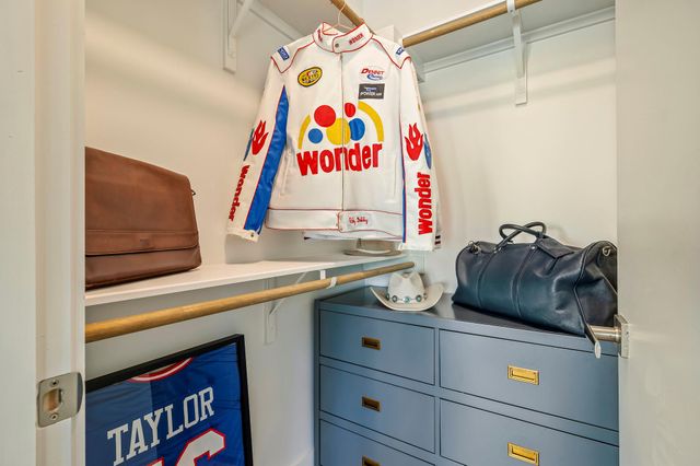 2300 Enfield RD 302, Austin, TX 78703