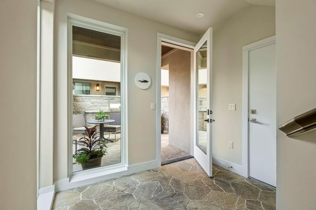 2300 Enfield RD 302, Austin, TX 78703