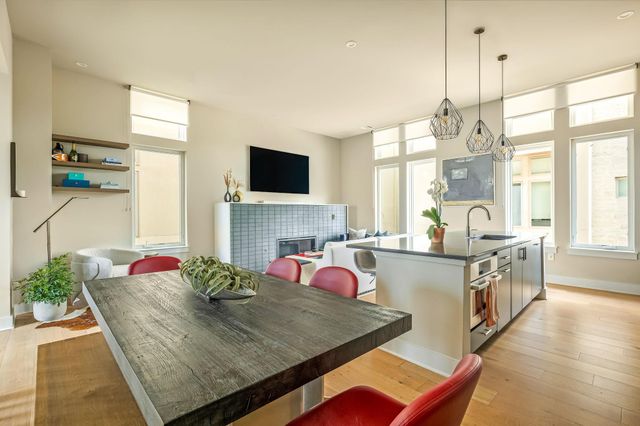 2300 Enfield RD 302, Austin, TX 78703