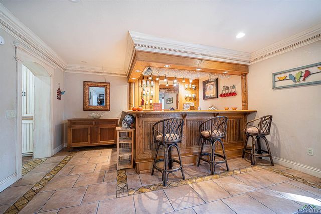 921 N Montgomery St, Gilmer, TX 75644