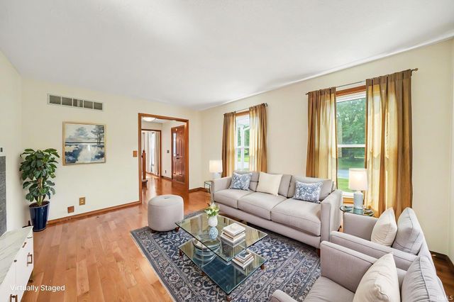 10869 Del Rey Drive, Osceola, IN 46561