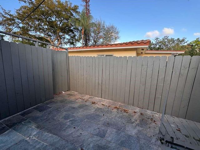 3350 Powerline Road 2, Fort Lauderdale, FL 33309