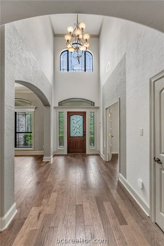 3926 Austins Estates Drive, Bryan, TX 77808
