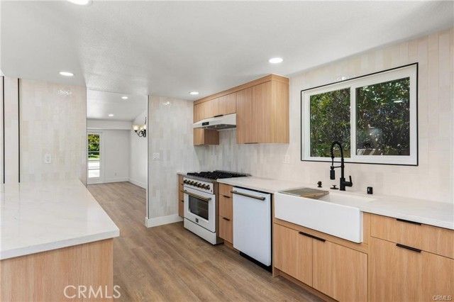 426 E Holyoke, Claremont, CA 91711