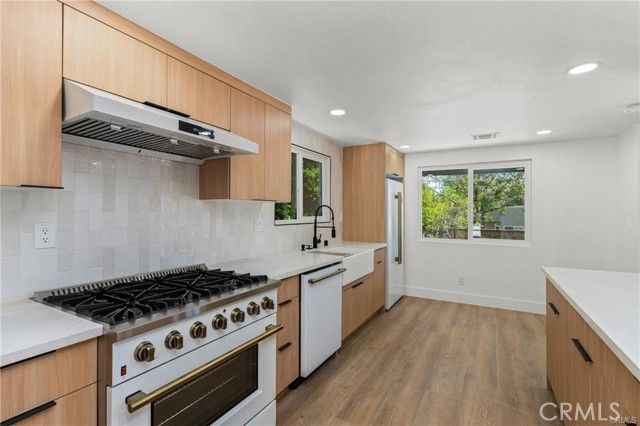 426 E Holyoke, Claremont, CA 91711