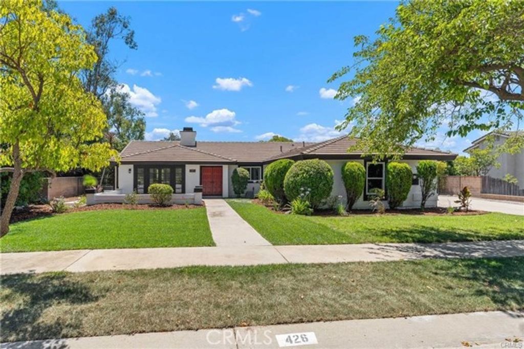 426 E Holyoke, Claremont, CA 91711