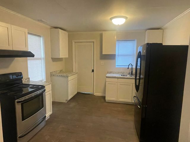 211 3rd Street, Thomson, GA 30824