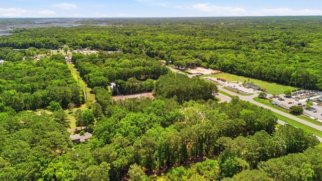 6023 Postell Drive, Ravenel, SC 29470