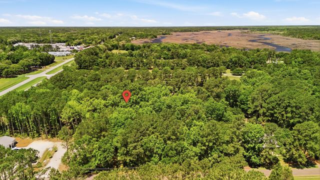 6023 Postell Drive, Ravenel, SC 29470