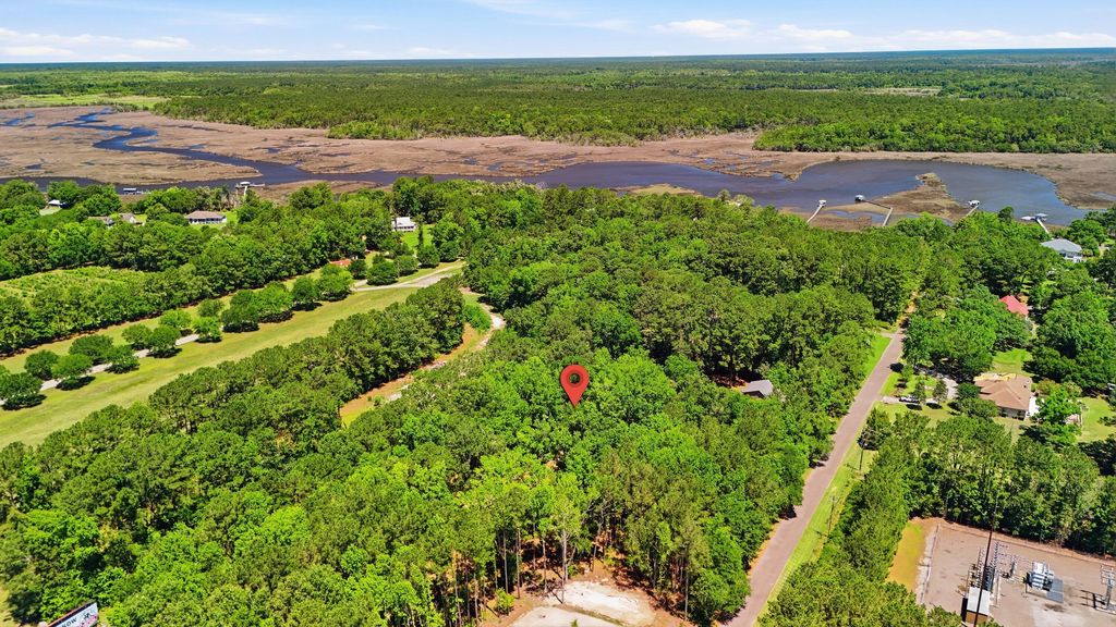 6023 Postell Drive, Ravenel, SC 29470