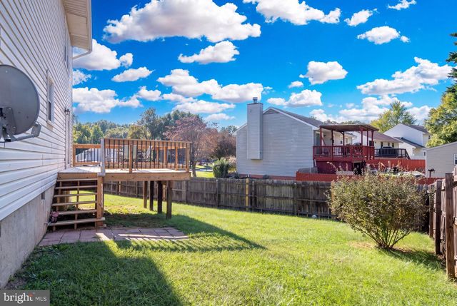 800 SHAMROCK DR, Fredericksburg, VA 22407