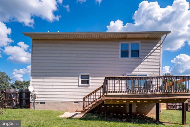 800 SHAMROCK DR, Fredericksburg, VA 22407