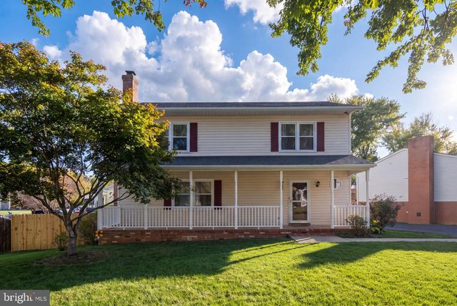800 SHAMROCK DR, Fredericksburg, VA 22407