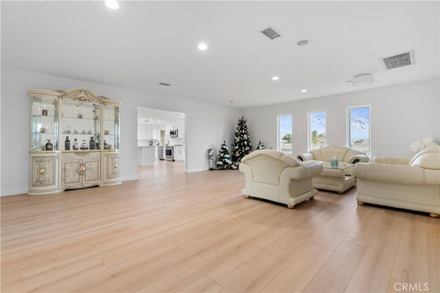 6532 Birch Street, Rosamond, CA 93560