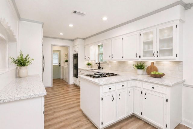 5117 Glenvalley Drive, La Porte, TX 77571