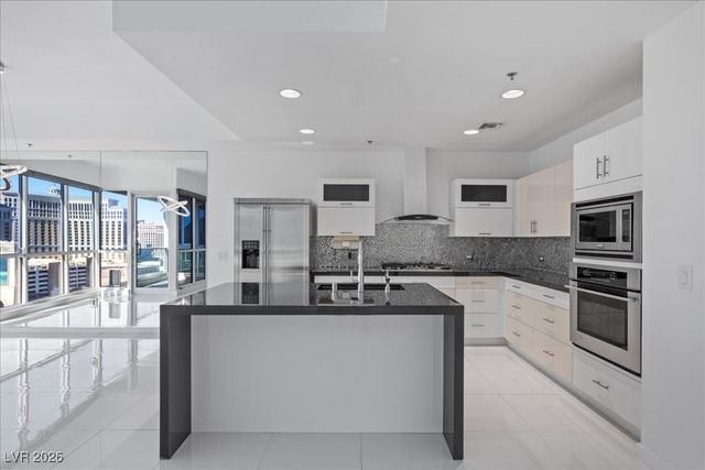 4525 Dean Martin Drive 1609, Las Vegas, NV 89103