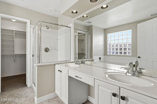 3256 E ROSEMONTE Drive, Phoenix, AZ 85050