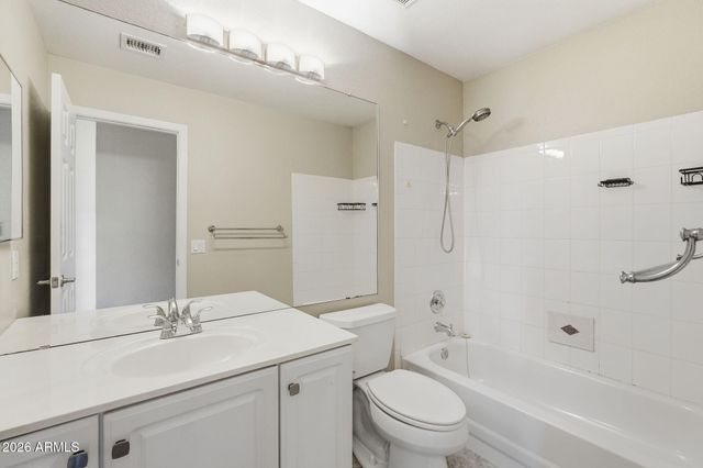 3256 E ROSEMONTE Drive, Phoenix, AZ 85050